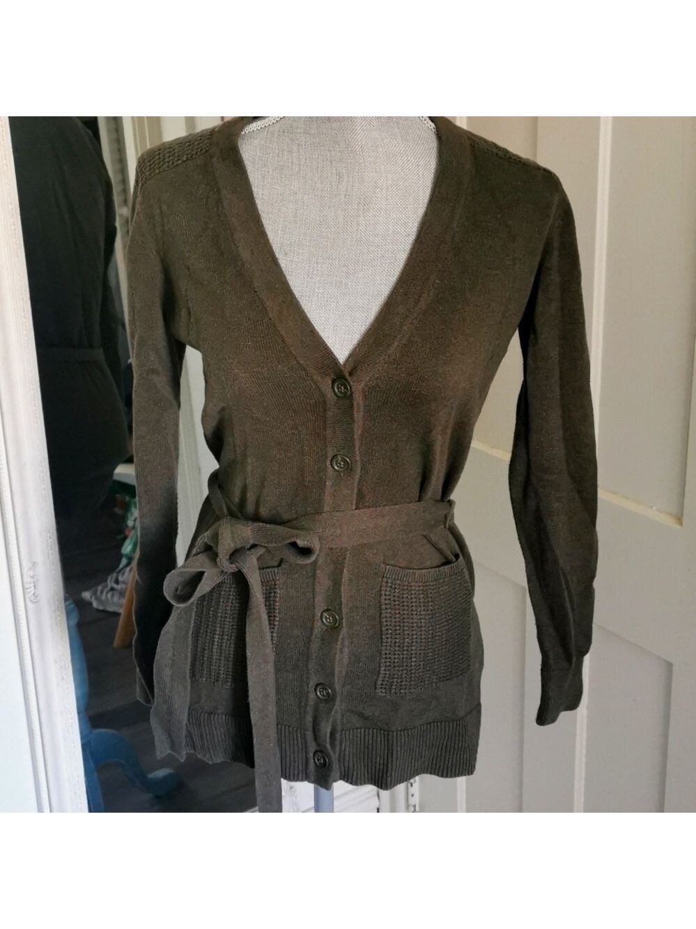 Banana Republic olive green cardigan. Size XS. EUC
